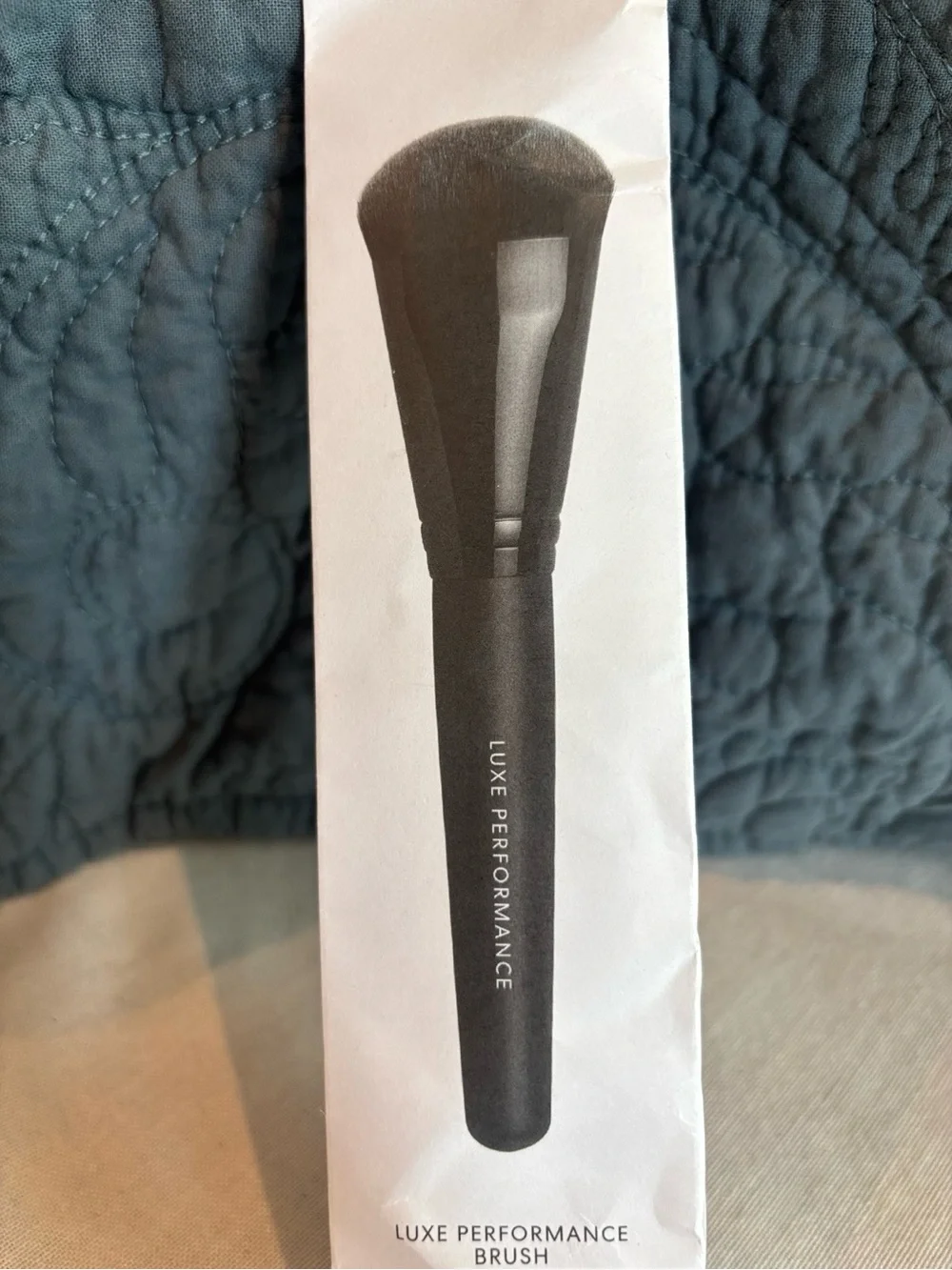 bareMinerals Luxe Performance Foundation Brush Vegan Makeup Brush NEW